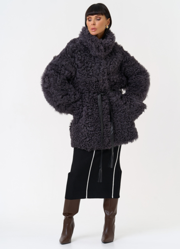 Женская двухсторонняя дубленка с декоративным поясом