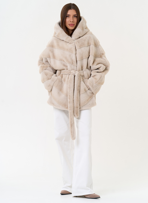 Женская шуба из эко меха с поясом