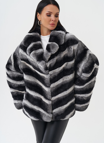 Женская шуба из меха кролика