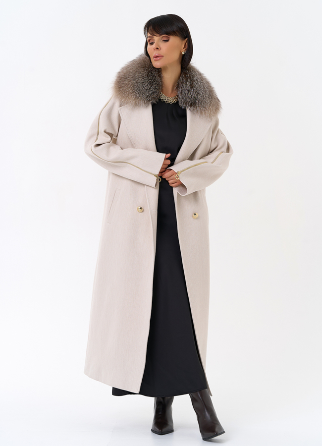 Утепленное женское пальто с английским воротником из меха лисы модель № 31933 универмаг малина