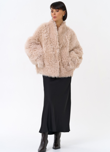 Женская короткая двухсторонняя дубленка 