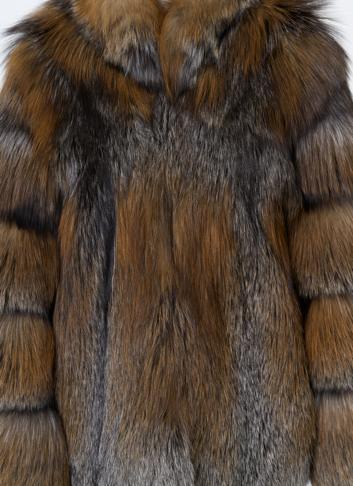 Короткая шуба из лисы