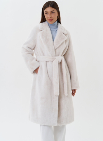 Женское пальто из эко меха с английским воротником