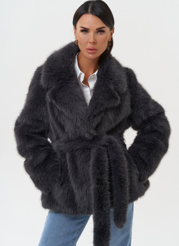 Женская шуба из эко меха с английским воротником