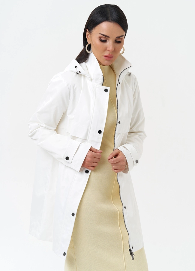Плащ женский белого цвета модель № 30085 универмаг малина
